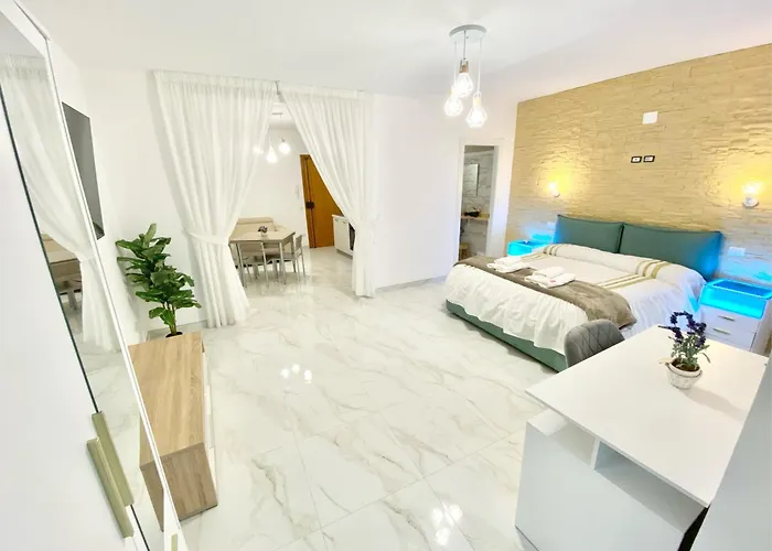 公寓 Antica Dimora-luxury Historic *